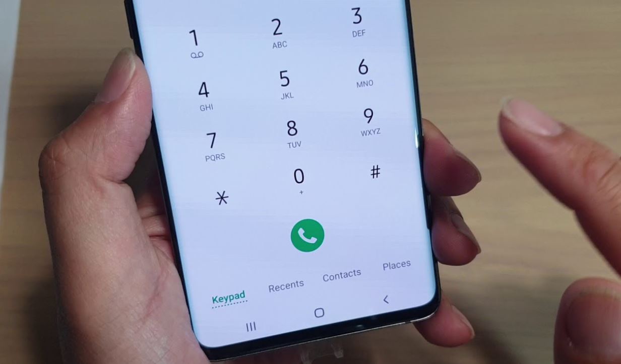 phone dialer app in not showing in video call